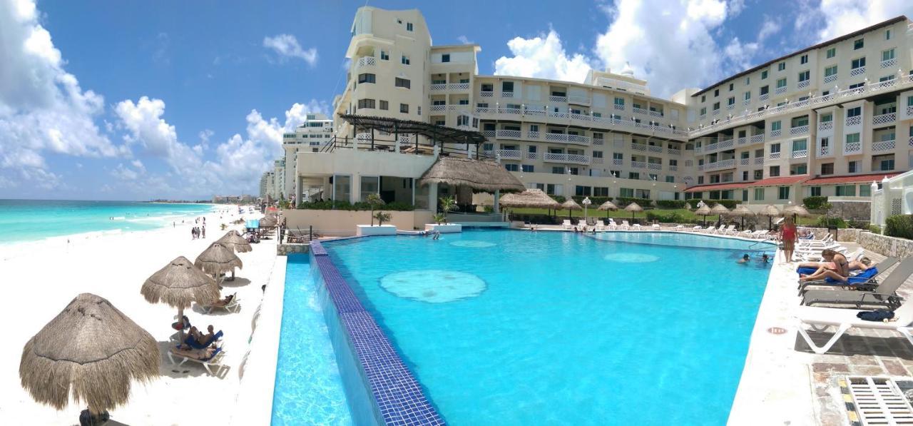 Cancun Plaza Condo Hotel Exterior foto